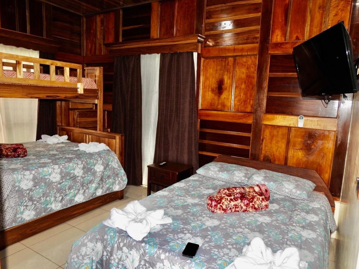 Las Pavitas Cottages La Fortuna Exteriör bild