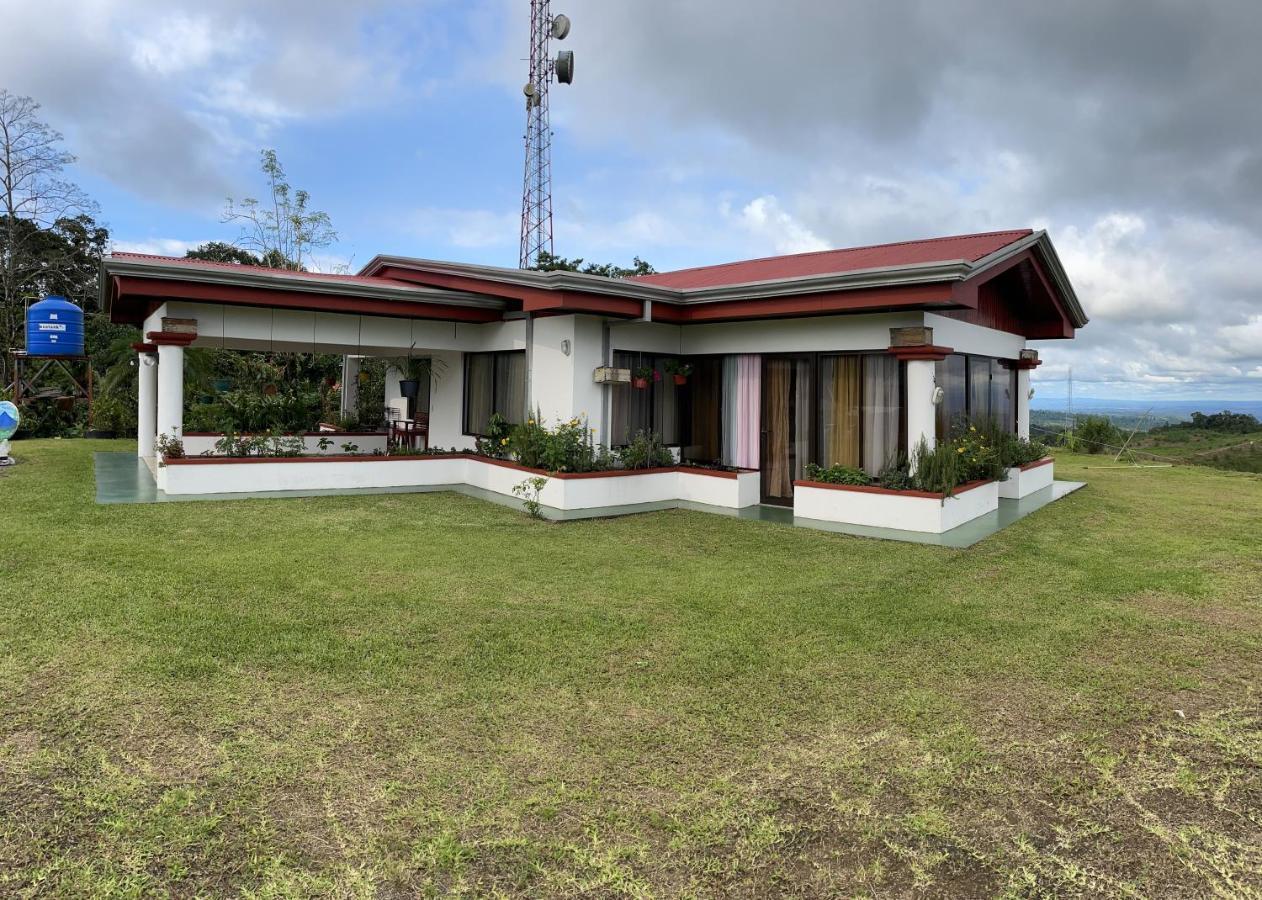 Las Pavitas Cottages La Fortuna Exteriör bild