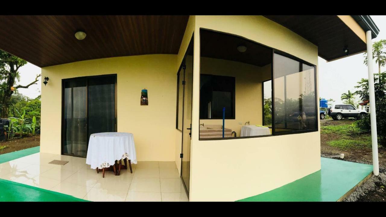Las Pavitas Cottages La Fortuna Exteriör bild